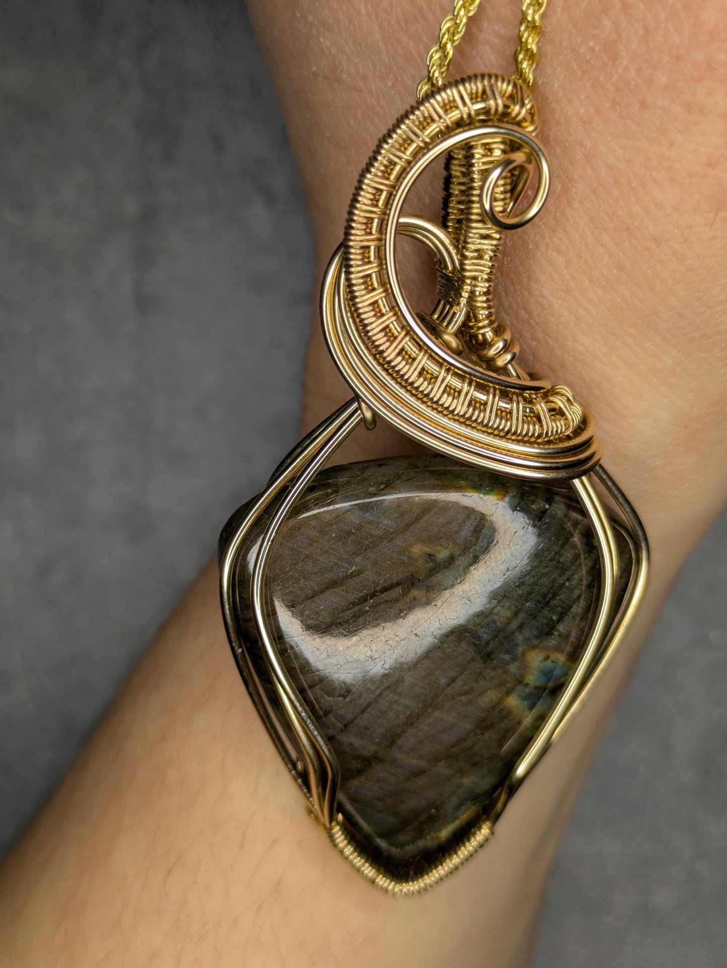 Labradorite Pendant | 14kt Gold Fill - Wire Wrapped Handmade Jewelry | Natural Crystal | Boho | 16 inch 14kt Gold Fill chain included