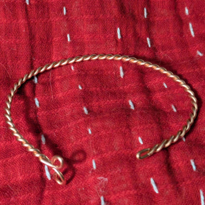 Twisted Copper Cuff Bracelet | Pure Copper | Minimalistic | Handmade