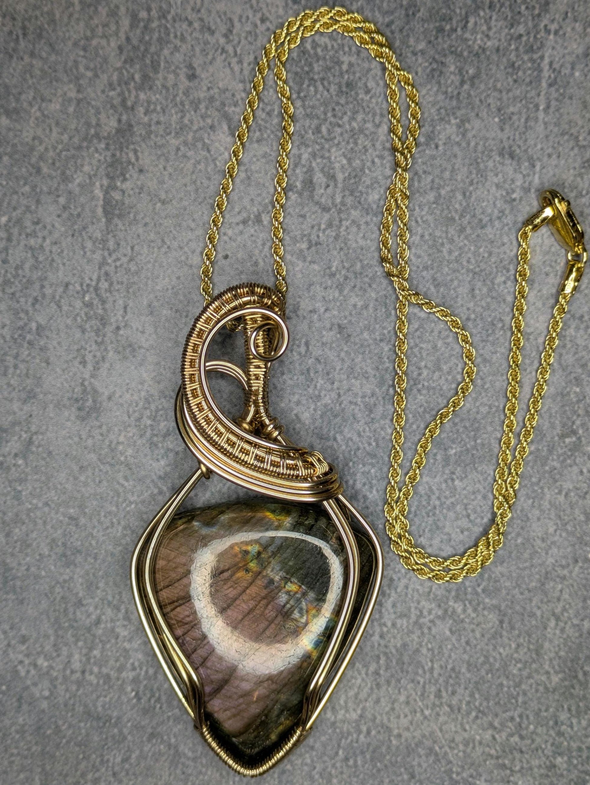 Labradorite Pendant | 14kt Gold Fill - Wire Wrapped Handmade Jewelry | Natural Crystal | Boho | 16 inch 14kt Gold Fill chain included