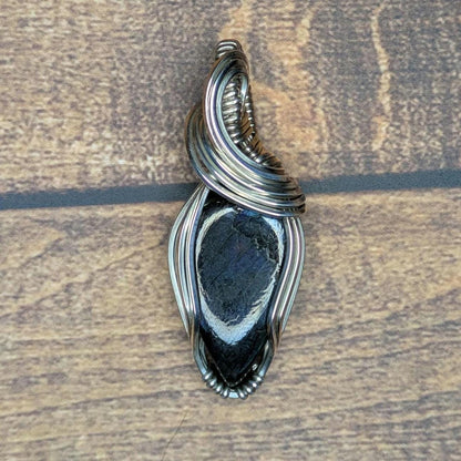 Labradorite Pendant | Sterling Silver - Wire Wrapped Handmade Jewelry | Natural Crystal | 20 inch stainless steel chain included