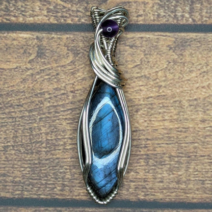 Labradorite Pendant | Sterling Silver - Wire Wrapped Handmade Jewelry | Natural Crystal | 20 inch stainless steel chain included