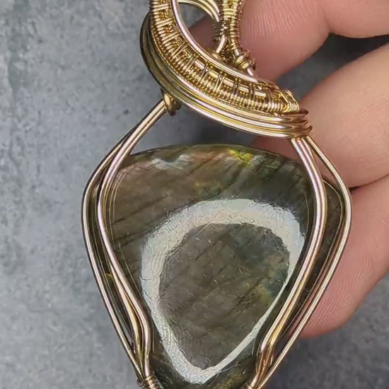 Labradorite Pendant | 14kt Gold Fill - Wire Wrapped Handmade Jewelry | Natural Crystal | Boho | 16 inch 14kt Gold Fill chain included