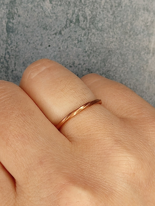 Single Twist Copper Ring | Minimalist | Handmade Jewelry