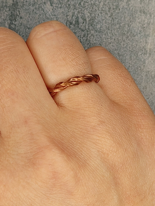 Hammered Copper Twist Ring | Minimalist | Handmade Jewelry